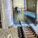 Innenansicht vom Lokschuppen für Modellbahn-Anlagen