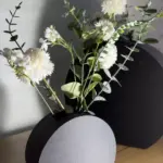 minimalistische Design Vase mit Kunstblumen moderne Dekoration Wohnzimmer