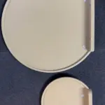 Großes und kleines 3D-gedrucktes Wandregal aus PLA Wood im Größenvergleich